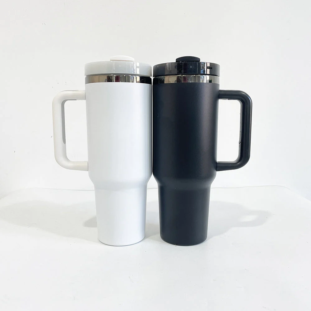 40oz Tumbler Black Underneath